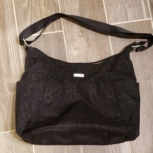 Baggalini hobo bag